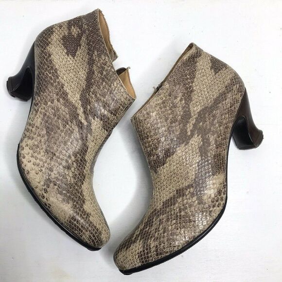 John Fluevog Womens Wonders Lynx Low Heeled Ankle Boot Reptile Brown Snake 10